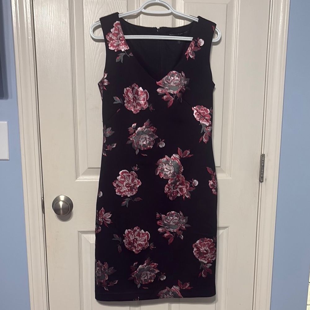 White House Black Market Pink V-Neck Sheath Mini Dress